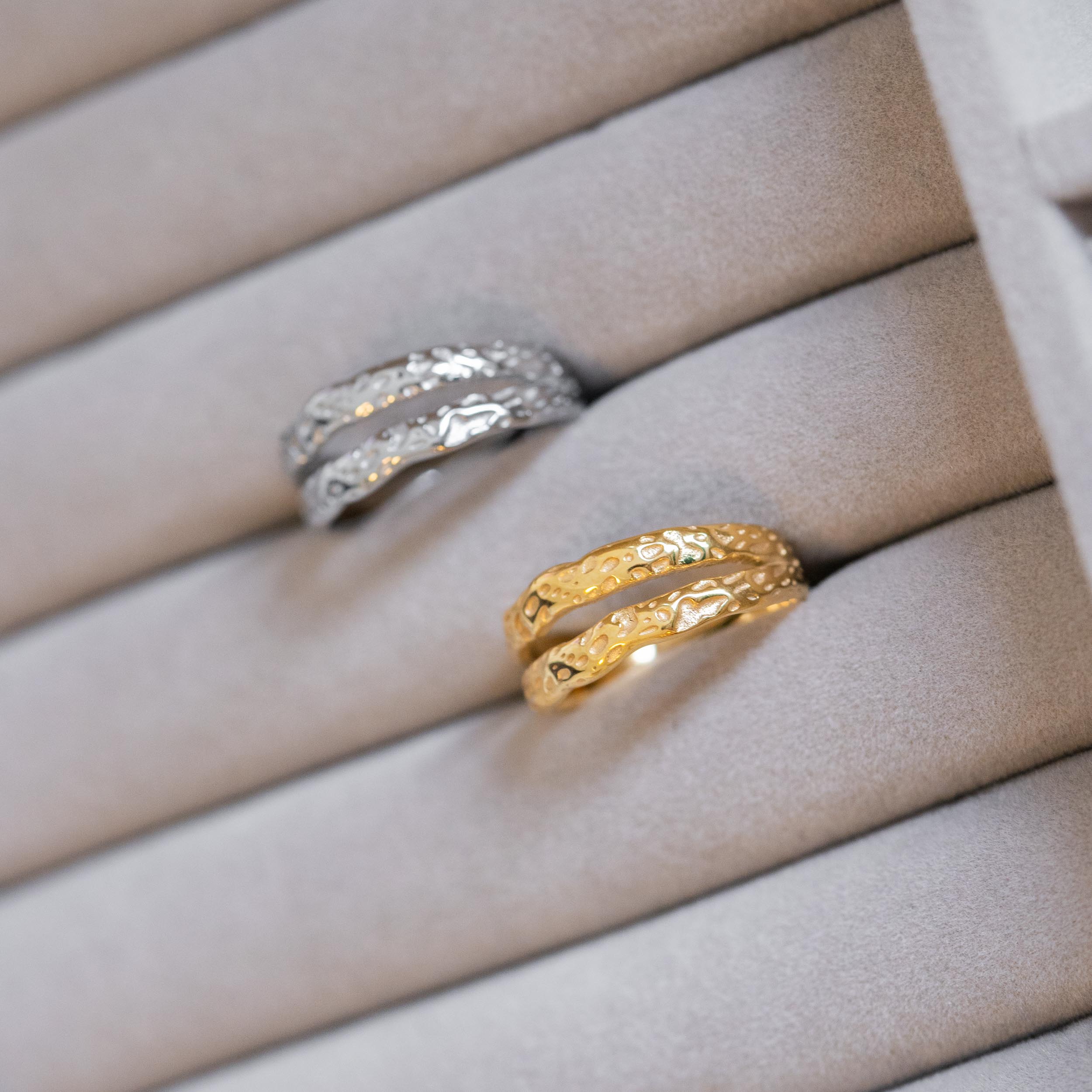 MOON JUSTERBAR TWIN RING