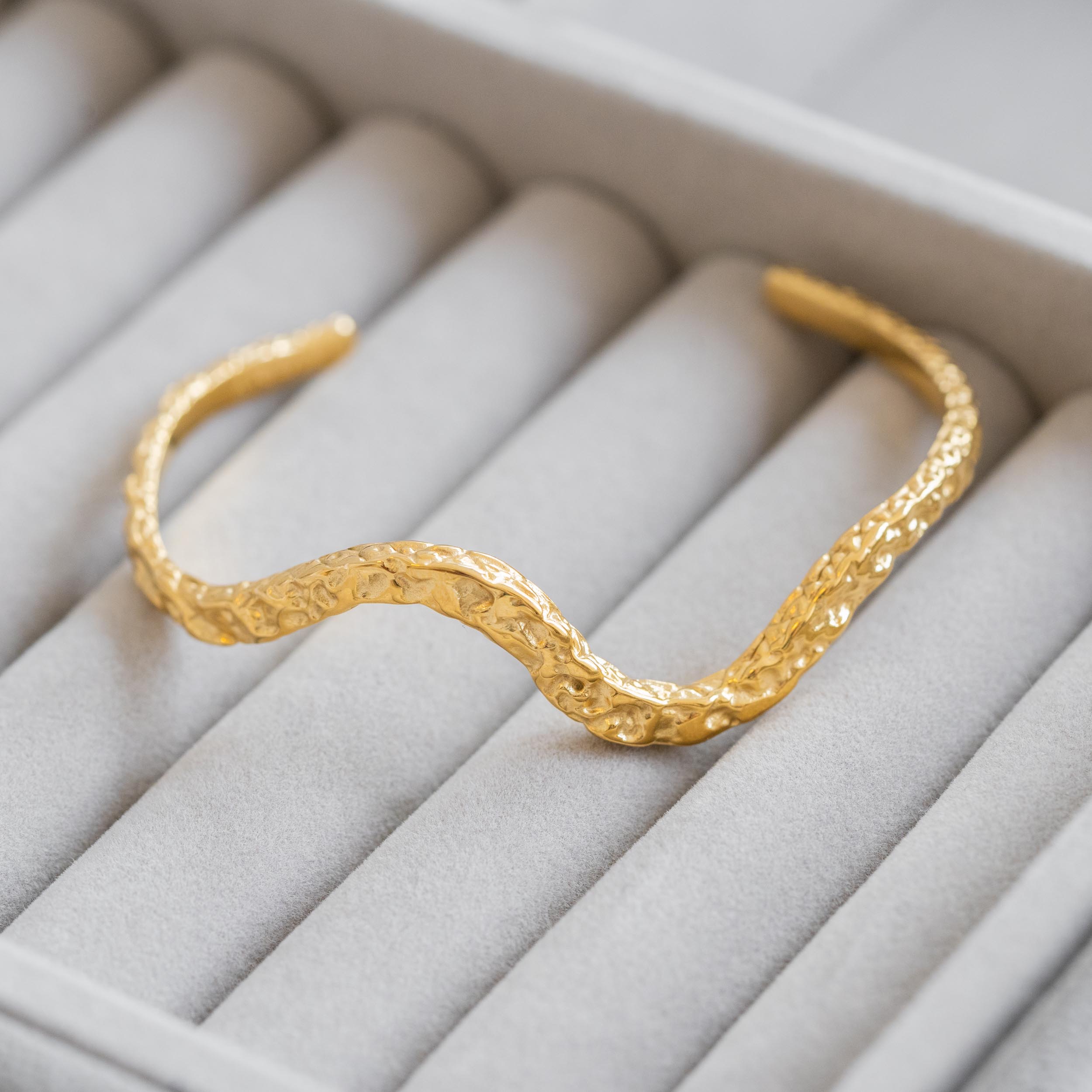 WAVES MOON JUSTERBAR ARMBAND