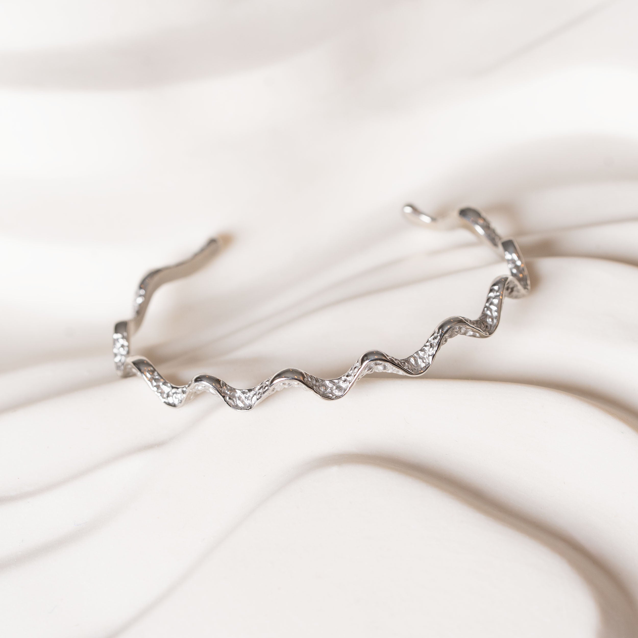 WAVES MOON SLIM JUSTERBAR ARMBAND