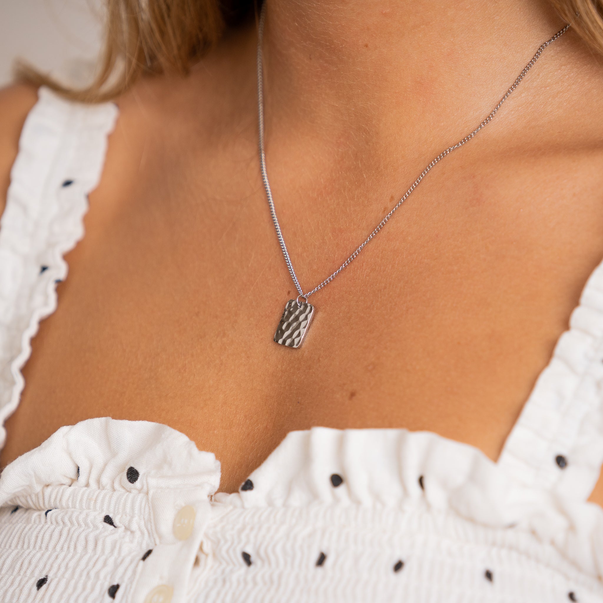 06 HAMMERED SILVER