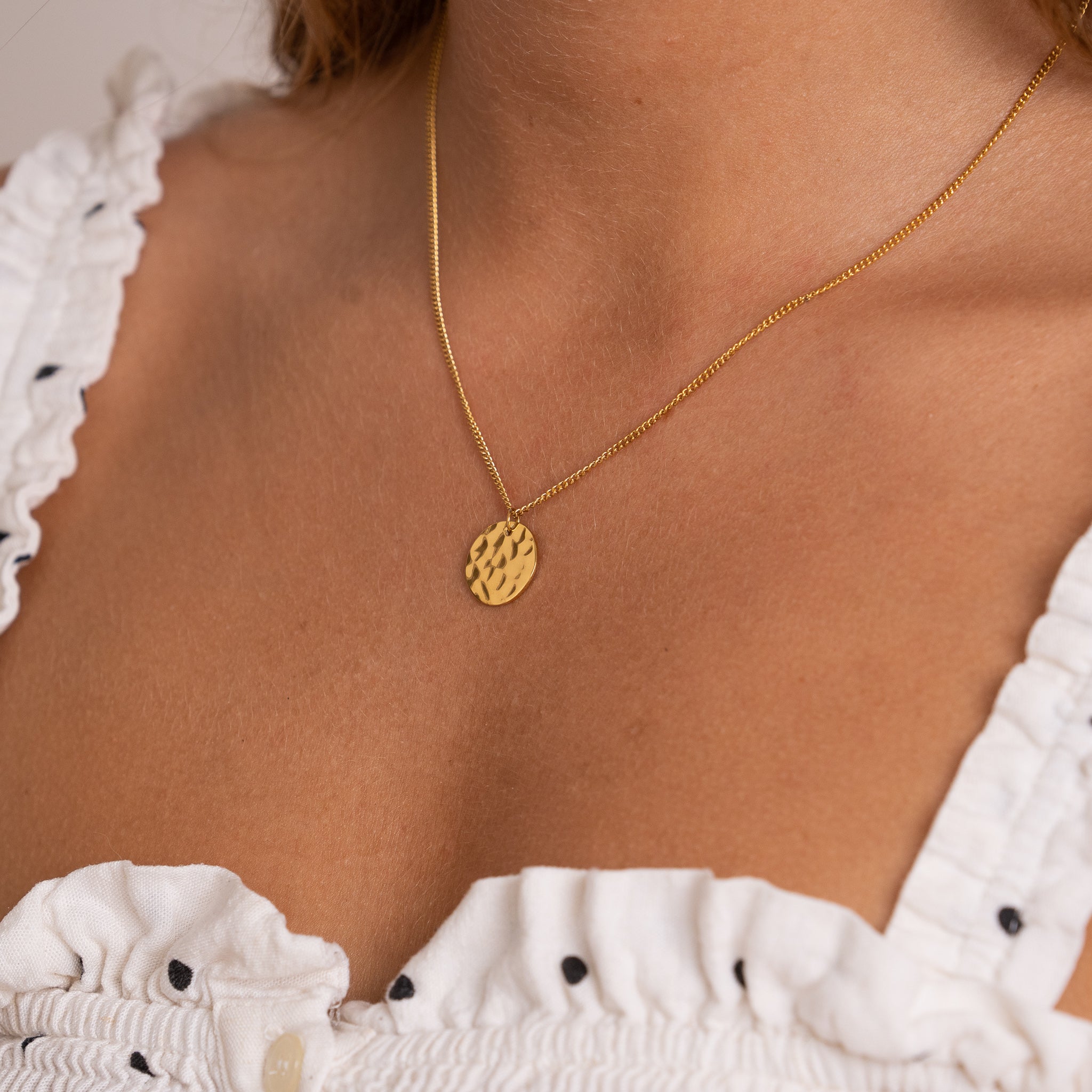2 x HAMMERED HALSBAND 02
