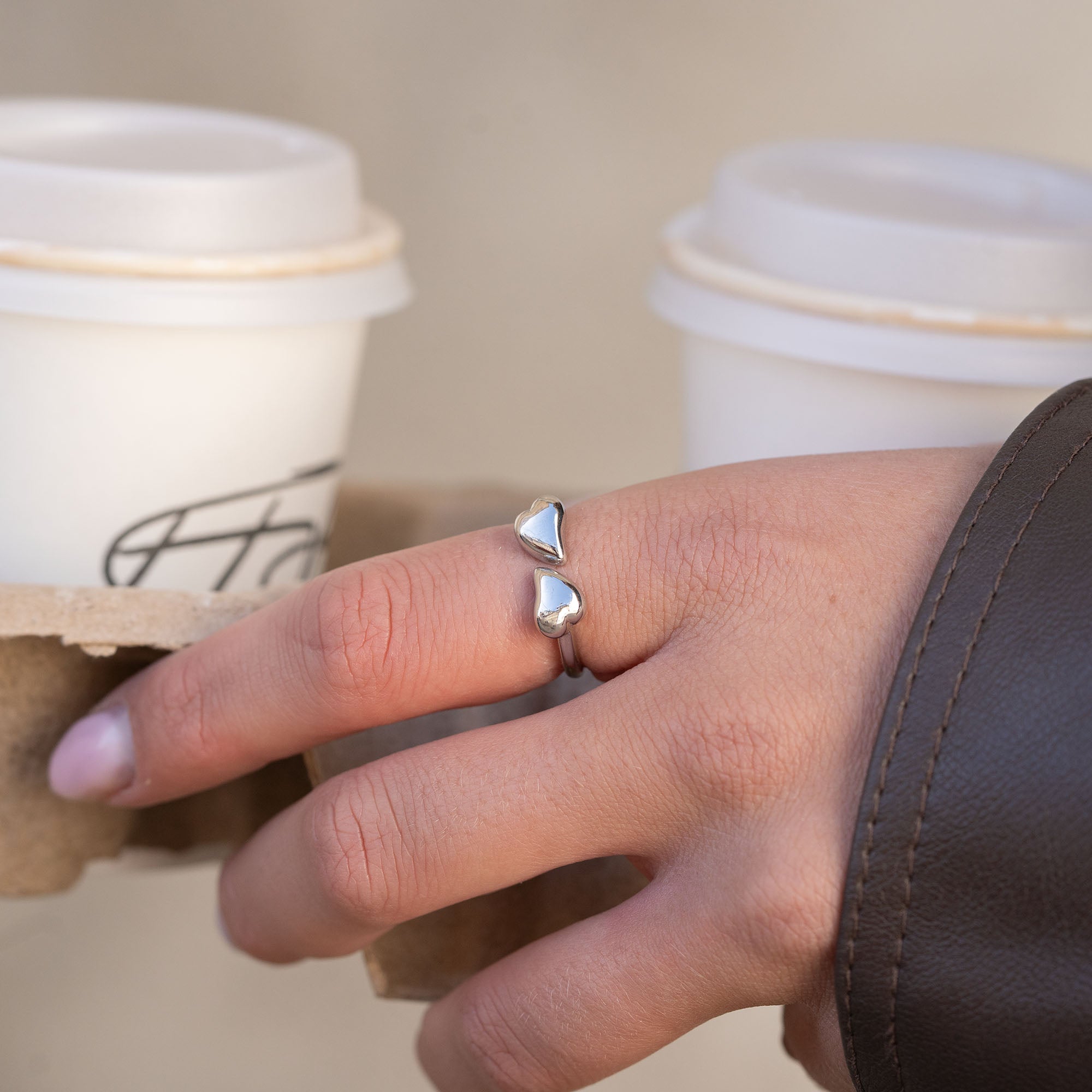 TWIN HEARTS JUSTERBAR RING